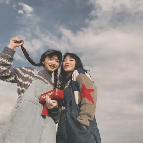 仙女系超暖闺蜜头像遇到你,我的小尾巴都藏不住了呢

