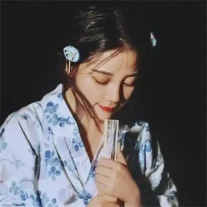 女生真人古风头像,分享给酷爱古风系的朋友们
