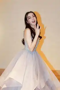 杨幂签约艺人八月要霸屏,三部剧同时对决,大幂幂热巴你看谁
