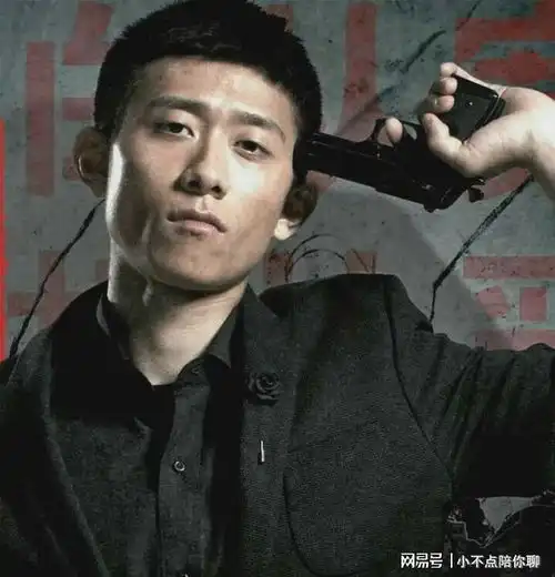 从90后顶流到如今的无戏可拍张一山到底做错了什么
