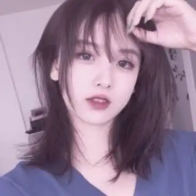 温柔清新的女生头像
