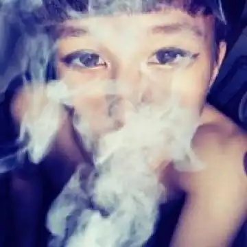 承诺一生只爱她
