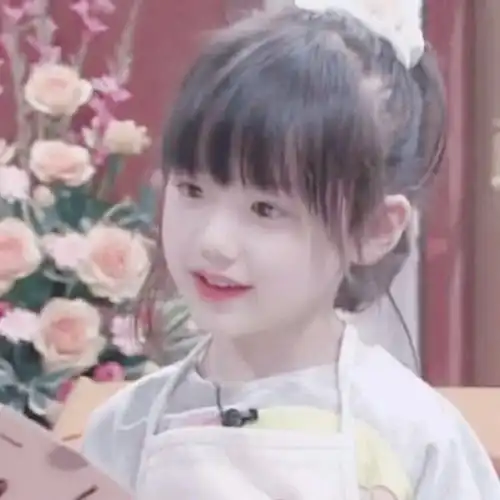 治愈系小朋友头像
