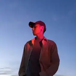 一生情真换伤痕满身.
