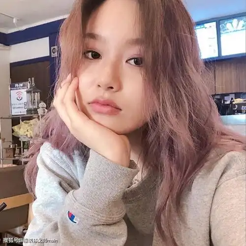 这部玛丽苏韩剧,比剧情更吸引我的,是韩系女主穿搭
