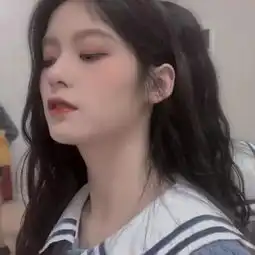 最近火了情书女生头像你写的信太过官方,都不说你想我
