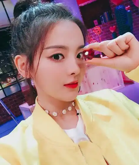 火箭少女解体速度堪比火箭,孟美岐吴宣仪紫宁宣布退出
