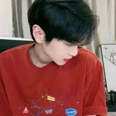 ins小清新文艺范男头是球场晒月男生头像我要个性网

