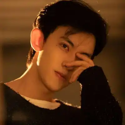 我不躲不藏等生活爱我.
