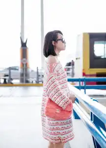 宋茜的时尚街拍可盐可甜的清爽造型带来满满夏日气息
