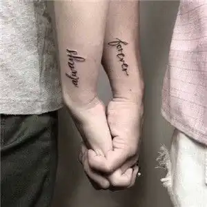适合恋人的各种个性情侣头像纹身霸气一对
