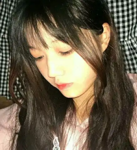 丧系闺蜜头像你伤心的时候,有我在你身边,不怕不怕
