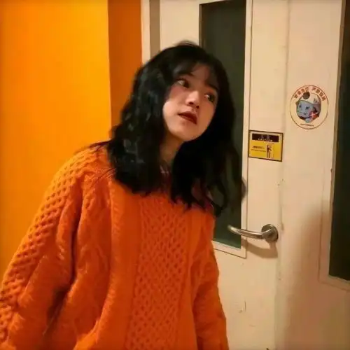 好看的橙黄色系头像来啦
