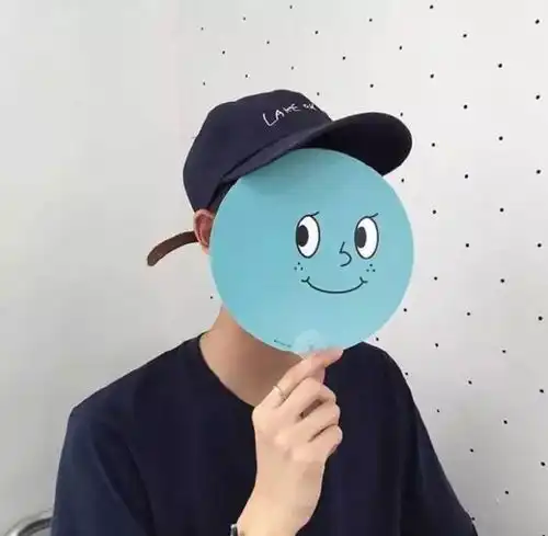 9种一看就很难追的男生
