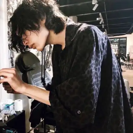 日系男头我爱的少年永远热烈
