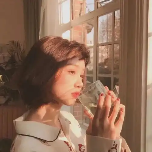 祝你岁月无波澜,敬我余生不悲观腾讯新闻
