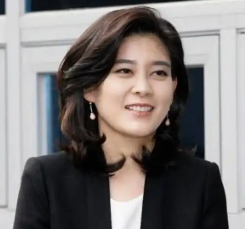 韩国首富女儿嫁给父亲保镖离婚后被索要69亿人民币
