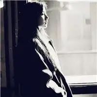 qq头像女生黑色系
