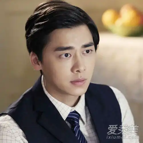 陈伟霆在老九门的发型叫什么名字如何得到
