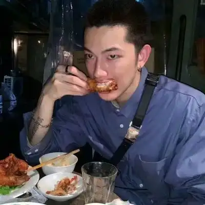 男头男生头像高清黑色系第63期
