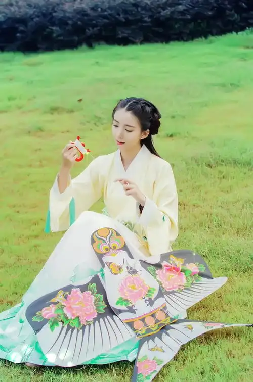老公和我妈的关系好到让我无法接受,我很生气,他们却觉得很正常
