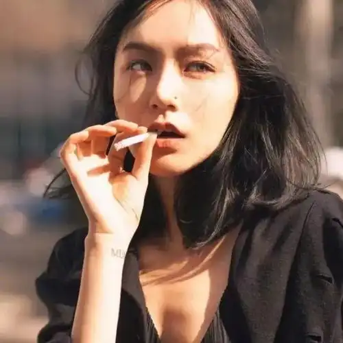 动漫头像若许一世,为何负情

