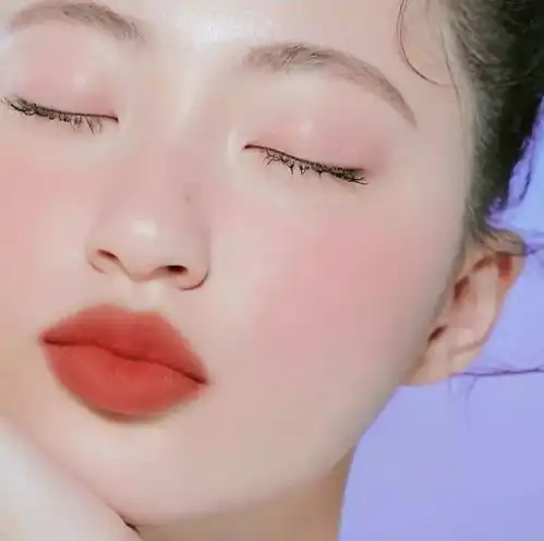 最近这个妆火了
