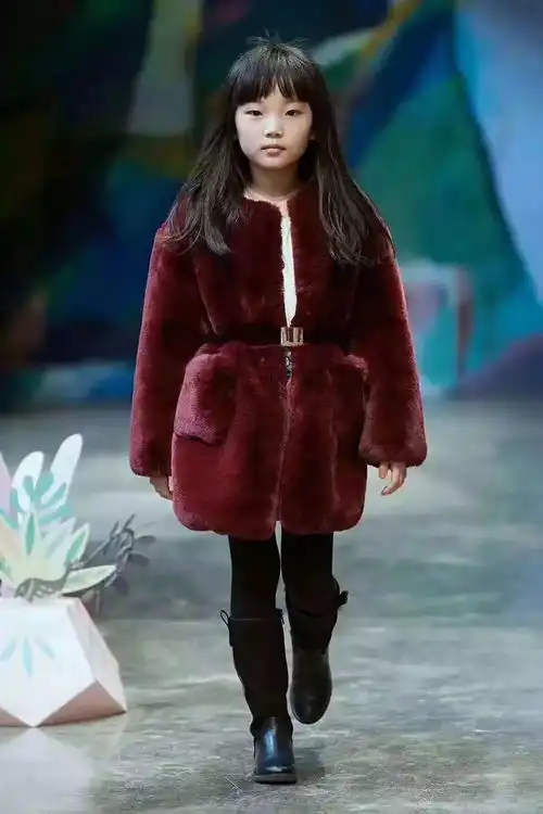 5折预警梦幻少女心粉色,圣诞红裙子...做宇宙时髦宝宝就这么简单
