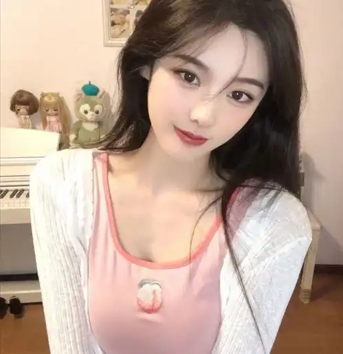 招桃花温柔小众真人女生头像322
