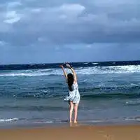 微信头像女背影或侧面图片微信头像图片大全

