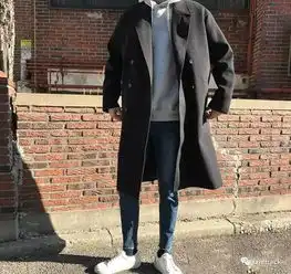 张继科示范禁欲系穿搭look,2017型男都爱muji风

