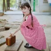 动漫头像男生女生都能用粉红格子衫女生可爱qq头像

