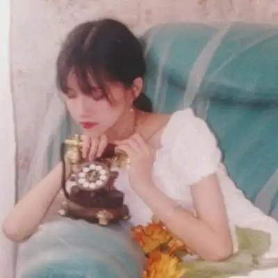 港风头像女复古港风高清八十年代港风女头像
