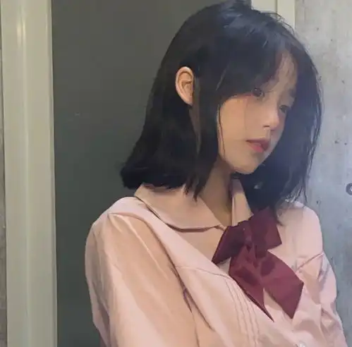 超好看的女生头像
