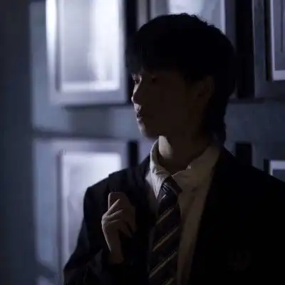 男生真人头像所求皆如愿所行化坦途
