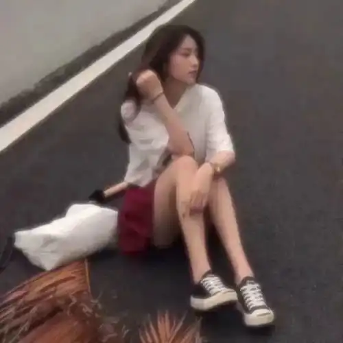 情侣头像0108不太明显的情头推荐动漫及真人
