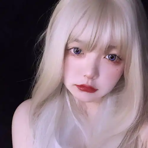 真人女头ins潮流头像
