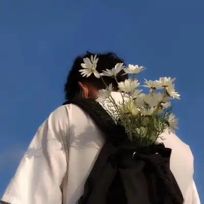 ins气质高冷男生头像,头像男ins冷淡风
