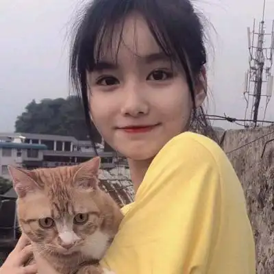 伤感女生个性签名从来都没欠过谁,但总是这么狼狈
