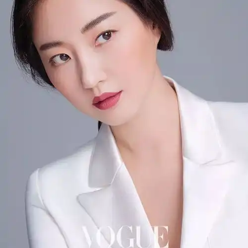 这是什么神仙口红啊,大幂幂和春夏涂得太好看了吧
