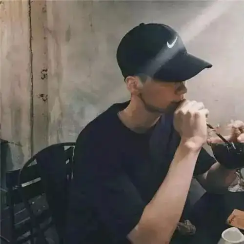 头像你总说我心猿意马不知我一心想伴你天涯
