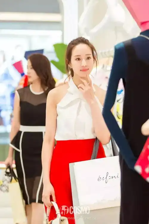 张钧甯在温暖的弦里12件衬衫11条裙子同款到手,美扎心
