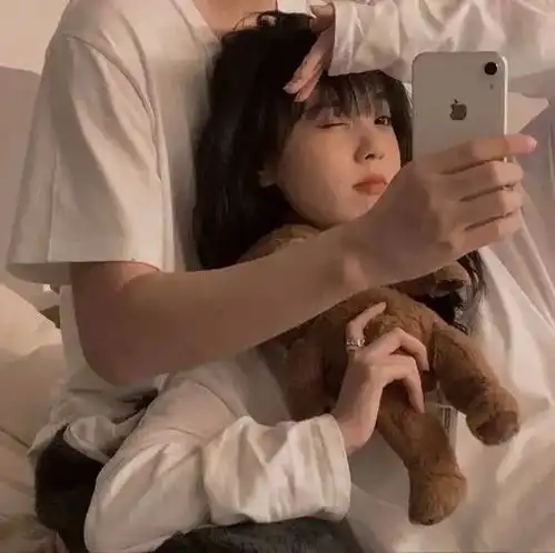 情侣头像优质干净真人情头,一左一右
