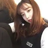 头像女生简单气质韩系微信头像图片大全
