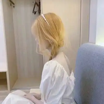 黄色系列温柔女头打架想狂,头发要女生头像我要个性网
