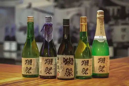 233945和50獭祭清酒有什么区别
