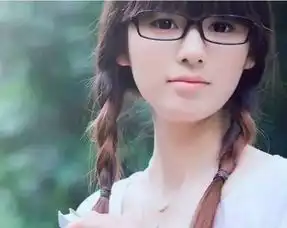 笑话妈妈,你知道为什么我的眼睛这么大吗
