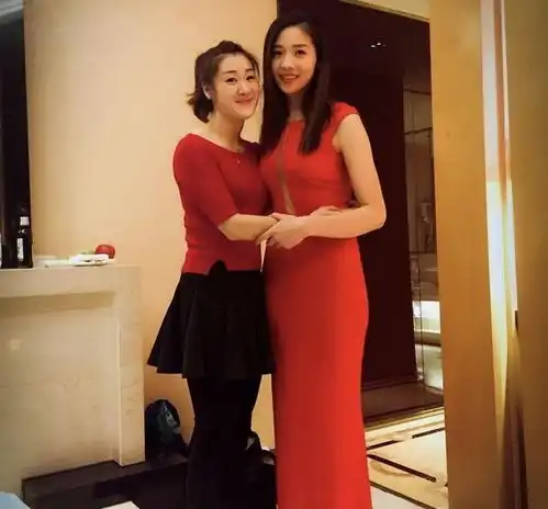 五一配备战术的关键是二传手当年冯坤就是战术执行佼佼者
