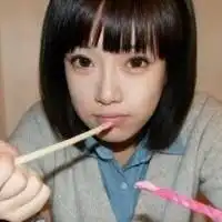 谁有可爱一点的女生头像啊
