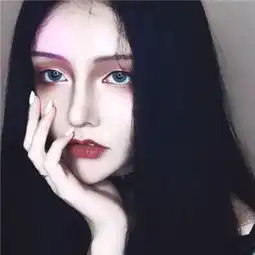 qq女生头像病态血腥重口味2018带点恐怖的重口味女生头像
